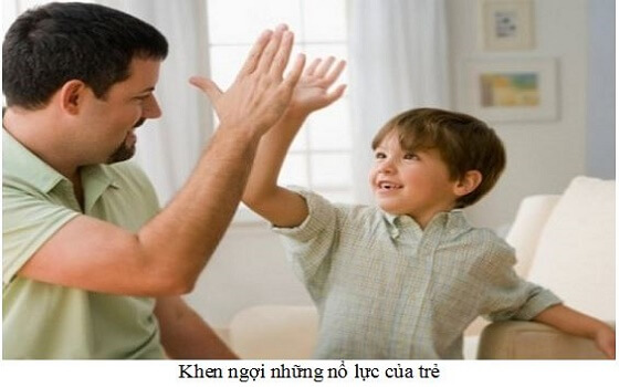 khen ngoi và đồng hành cùng con