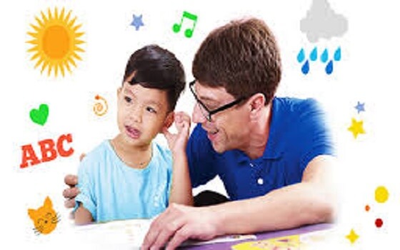 Trẻ bắt đầu học tiếng anh như thế nào