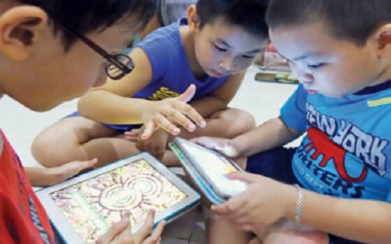 Điện thoại là chất gây nghiện cho bé